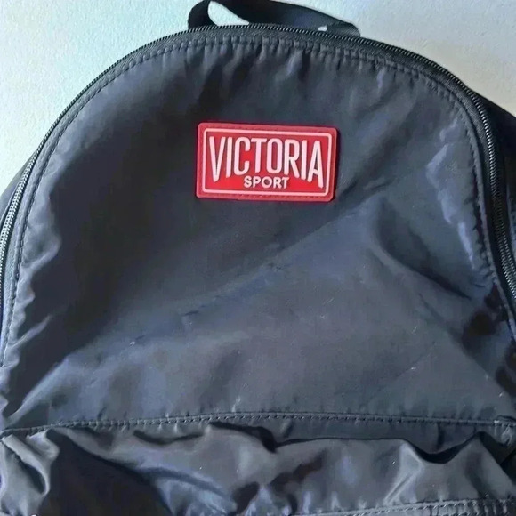 Victoria secret - Picture 4 of 4